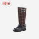 iiJin艾今26新品 8cm厚底内增高格纹搭扣加绒骑士长筒靴女567STB