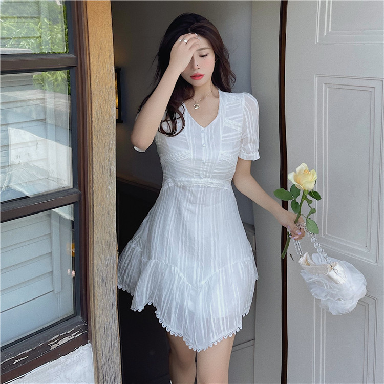 Real shot French sweet white bubble sleeve pleated fairy's first love short style slim dress summer