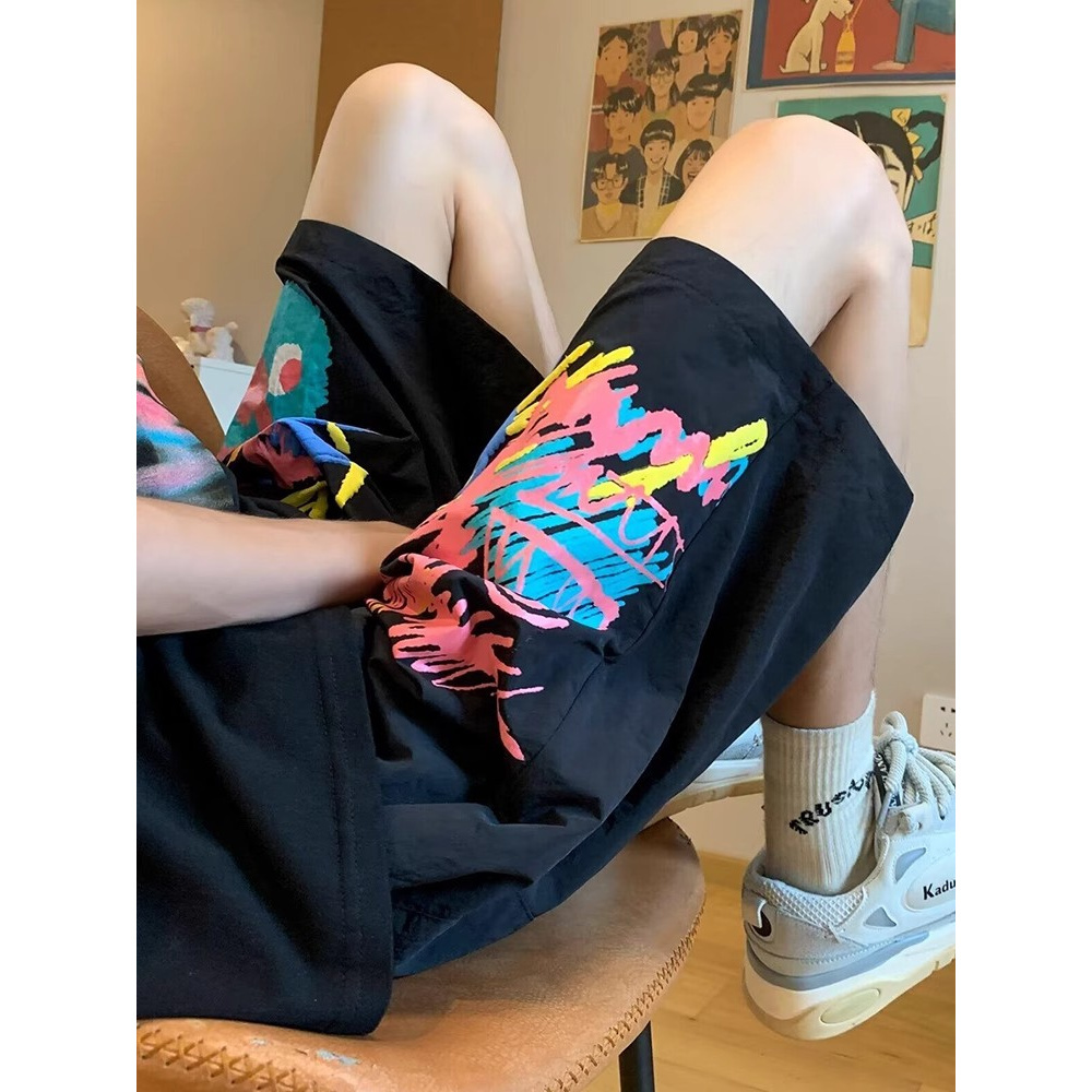 冰丝短裤男夏薄款外穿潮牌童趣涂鸦印花五分裤休闲宽松速干沙滩裤
