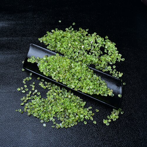 天然橄榄石碎石曼扎七宝水培