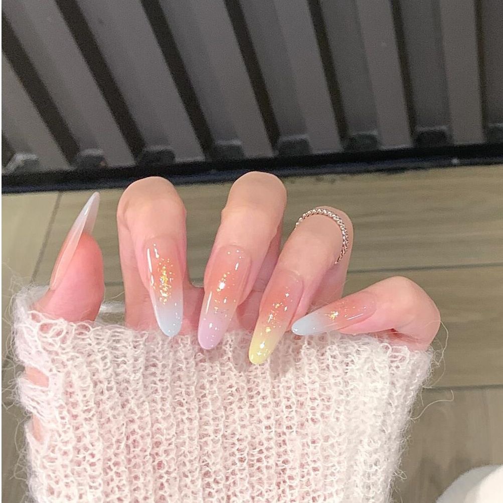 新款多巴胺少女感手工穿戴甲裸色渐变气质显白美甲贴片成品可拆卸