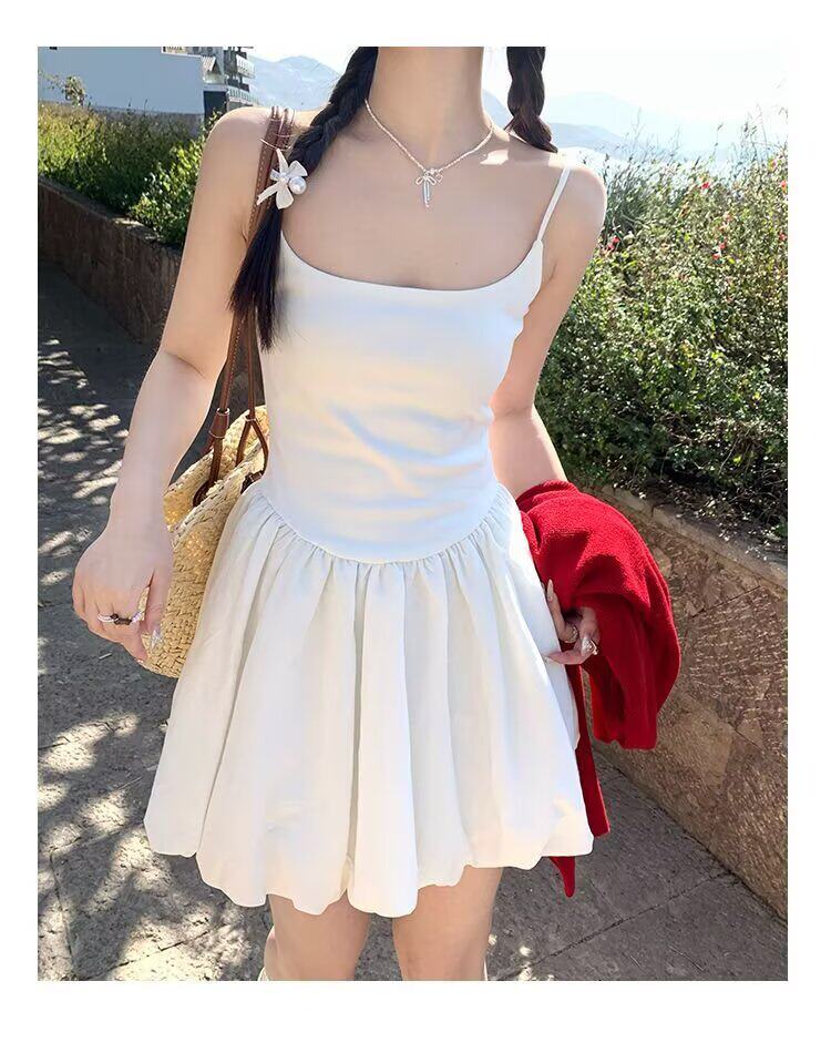 2025新款美式连衣裙 休闲运动女春秋款洋气 减龄显瘦修身花苞短裙
