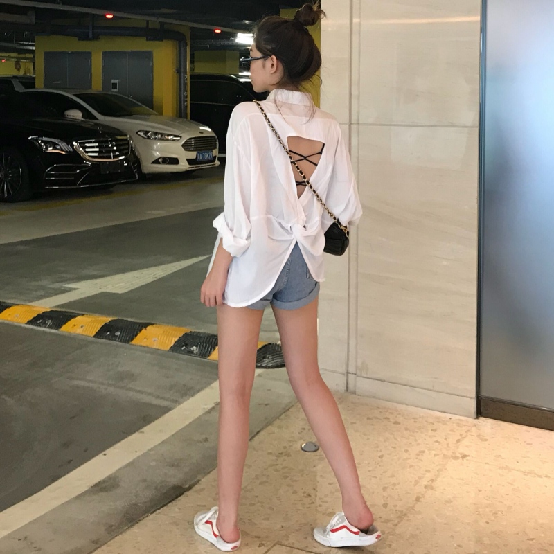 港風polo衫chic早秋韓版后背鏤空漏鎖骨上衣小心機寬松長袖襯衫女