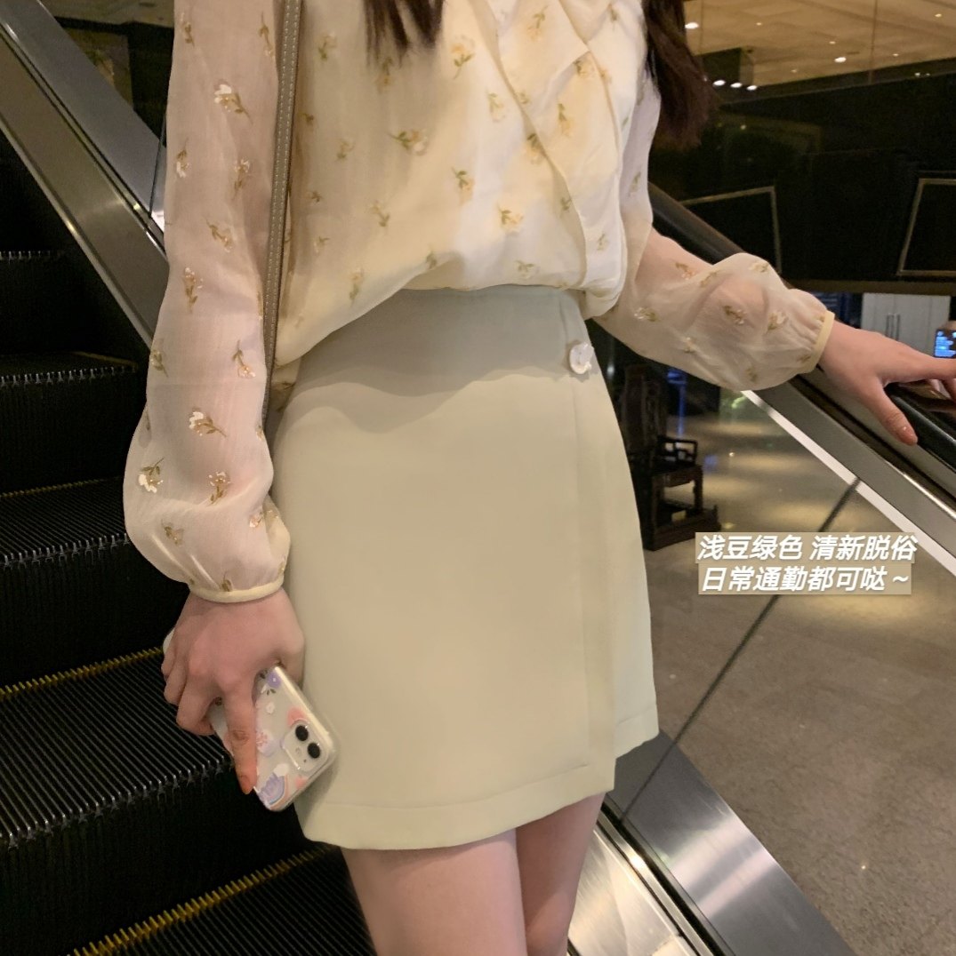 Tracystyle约会直男斩茶艺A字半身裙特色定制卷边纽扣设计感通勤