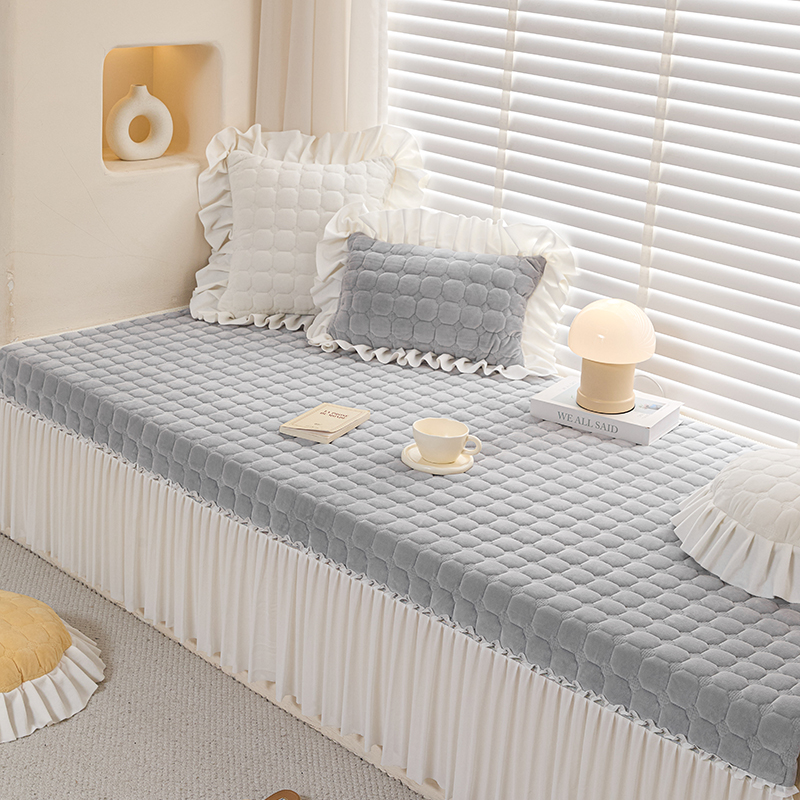 飘窗垫新款防滑加长裙摆公主风窗台垫四季通用可机洗榻榻米垫定做