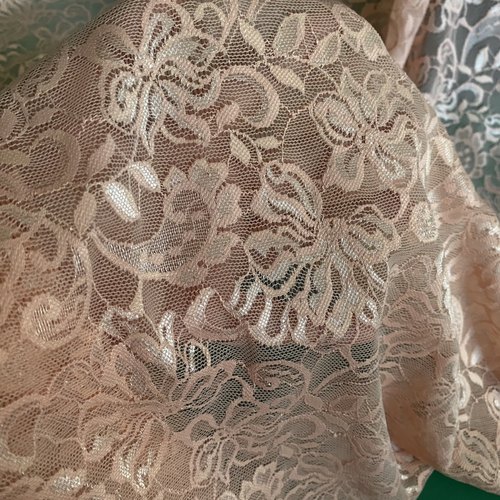 粉色浅青色弹力蕾丝布料