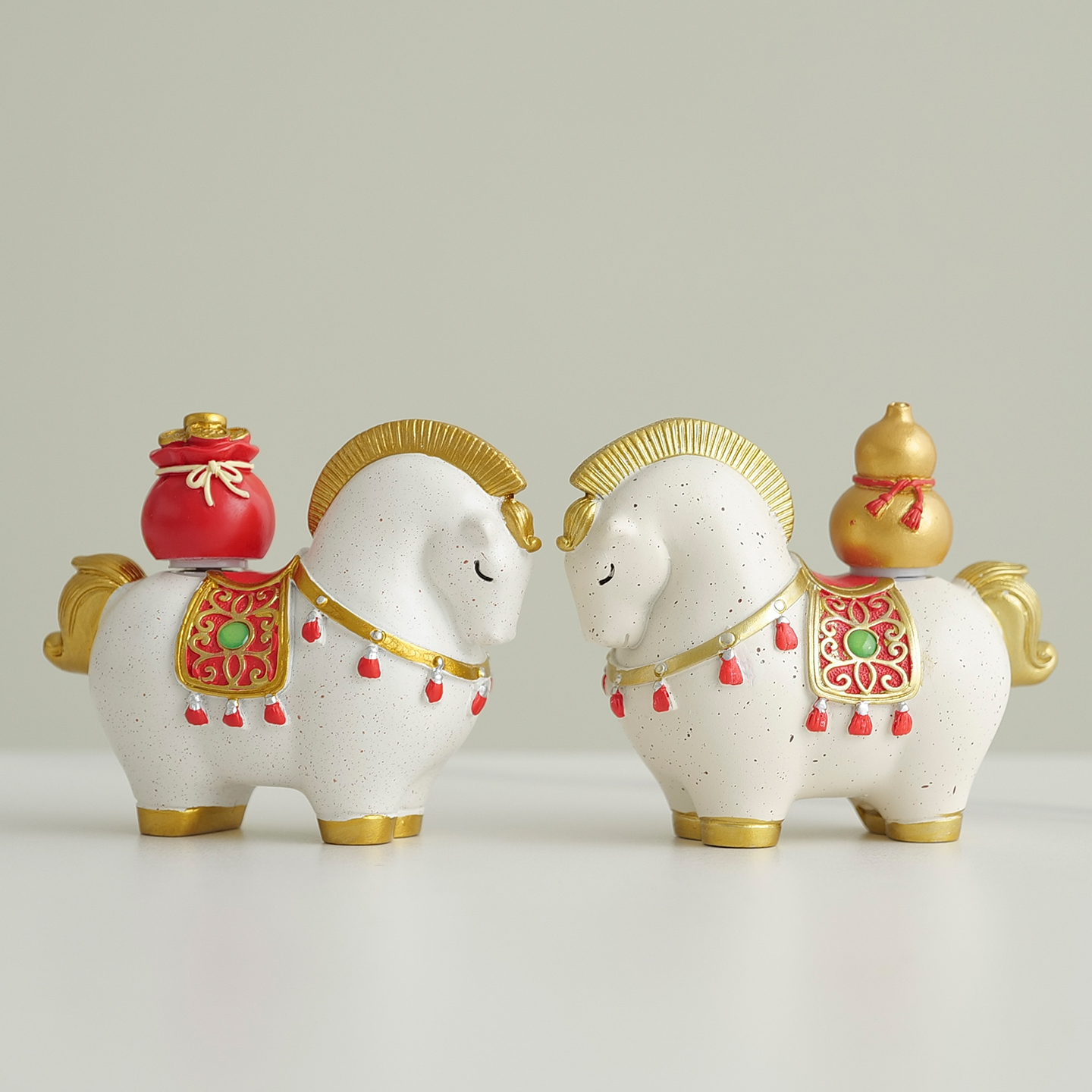 国潮新年茶宠摆件马上有钱