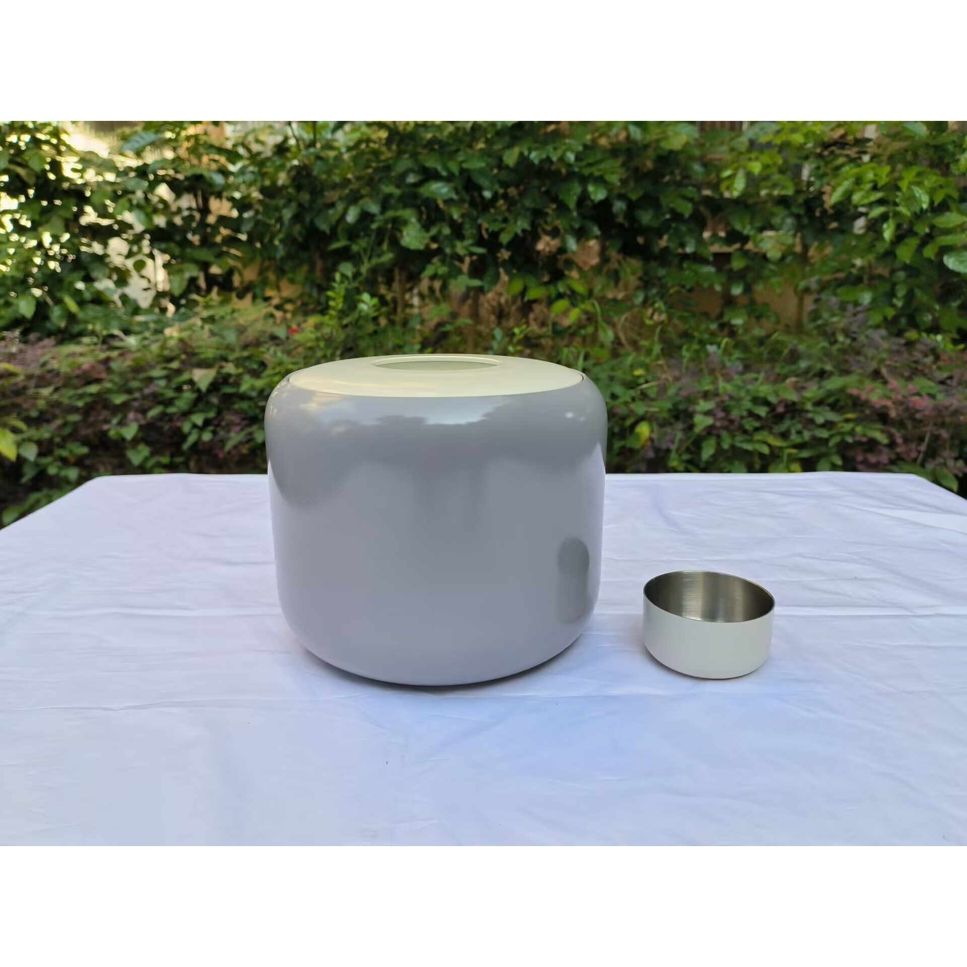 少量尚尼家用米桶防虫防潮密封小号不锈钢储米箱杂粮厨房装米缸