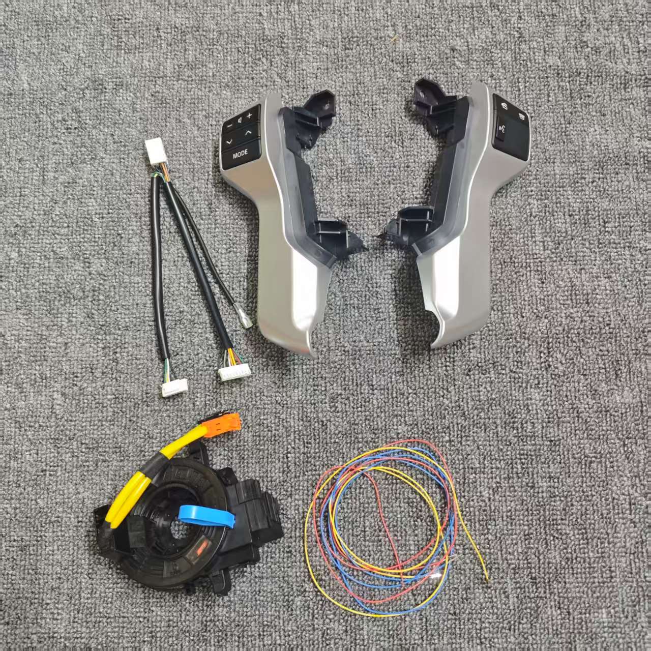 适用于10-16款普拉多霸道方向盘按键多功能按键低配升级按键