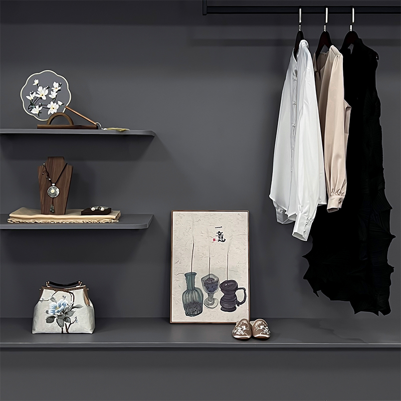 新中式衣帽间软装样板间衣橱摆设