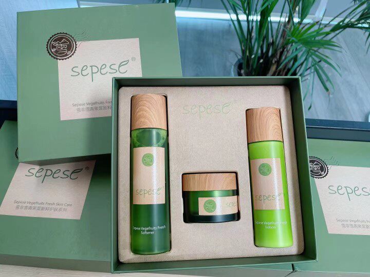 新生活化妆品青果菜新粹套装保湿补水弹嫩清爽水润营养 新品
