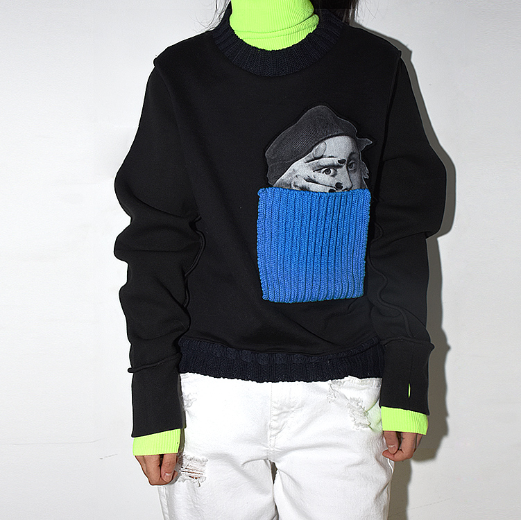 原创设计风贴袋高领卫衣