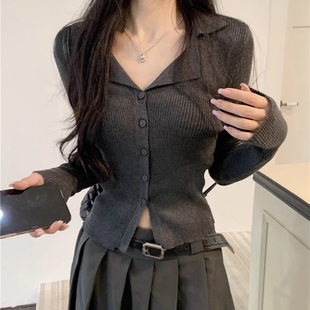 polo翻领针织开衫秋冬季修身V领气质性感外搭上衣别致打底毛衣女