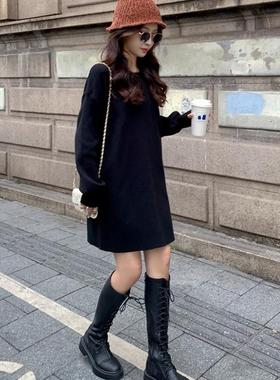 针织连衣裙女宽松秋冬季配大衣内搭新款显瘦裙子打底毛衣裙中长款
