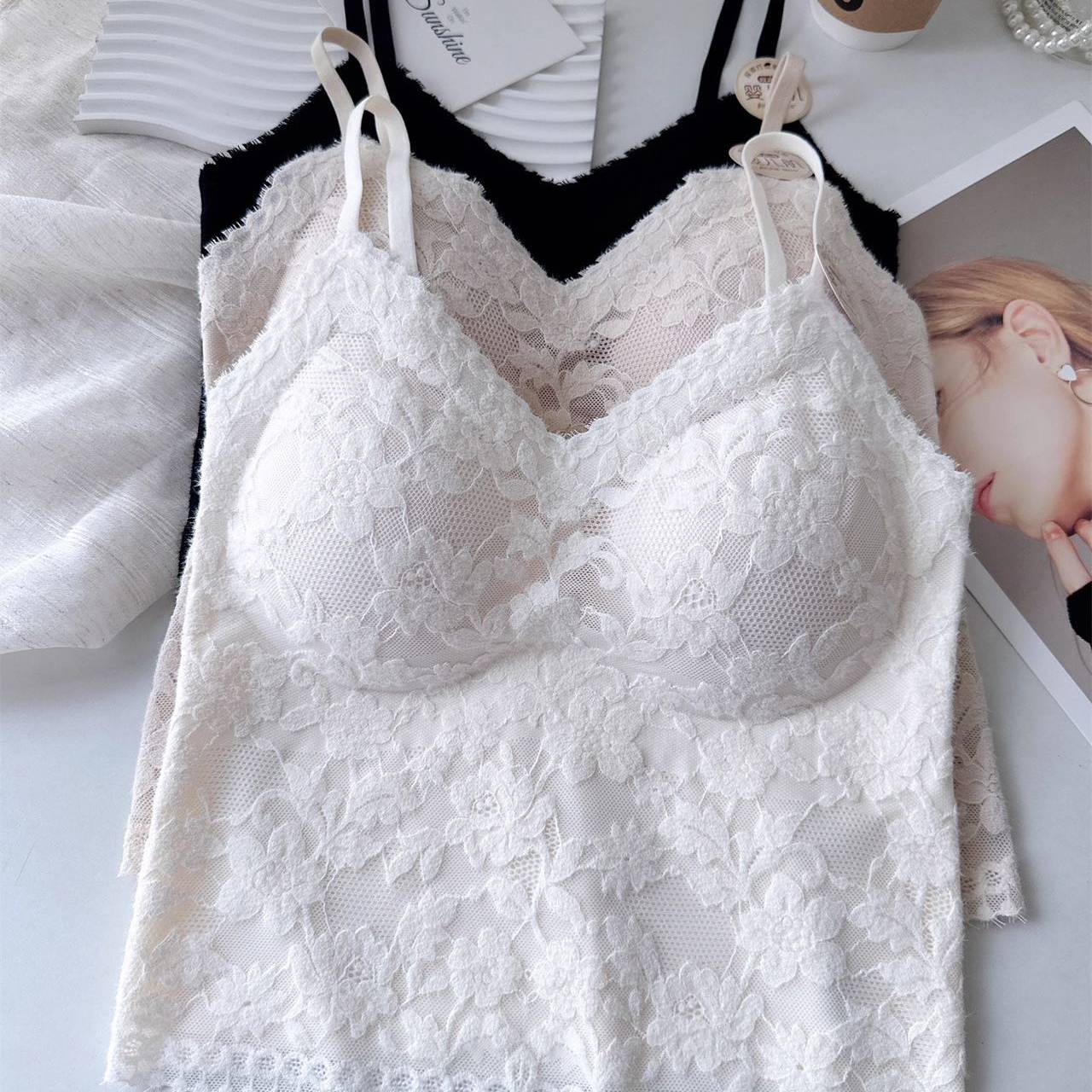 法式蕾丝磨毛吊带保暖背心女秋冬季内搭带胸垫修身显瘦美背内衣潮