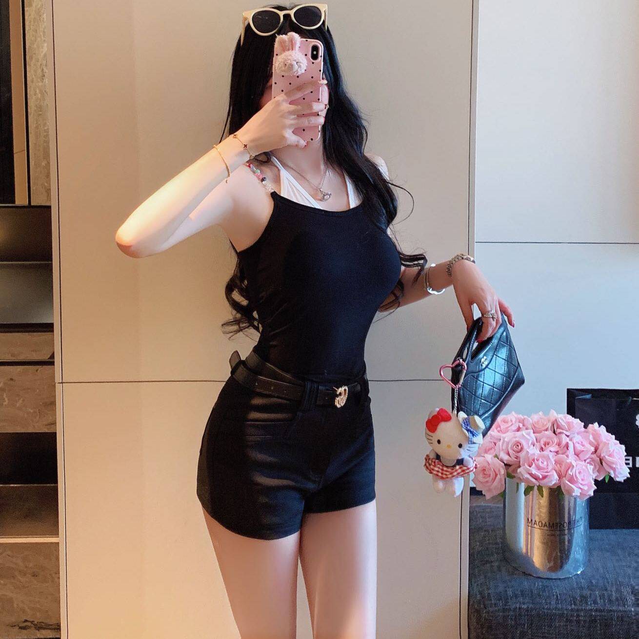 纯欲风性感辣妹假两件挂脖吊带背心女带胸垫内搭修身显瘦美背上衣