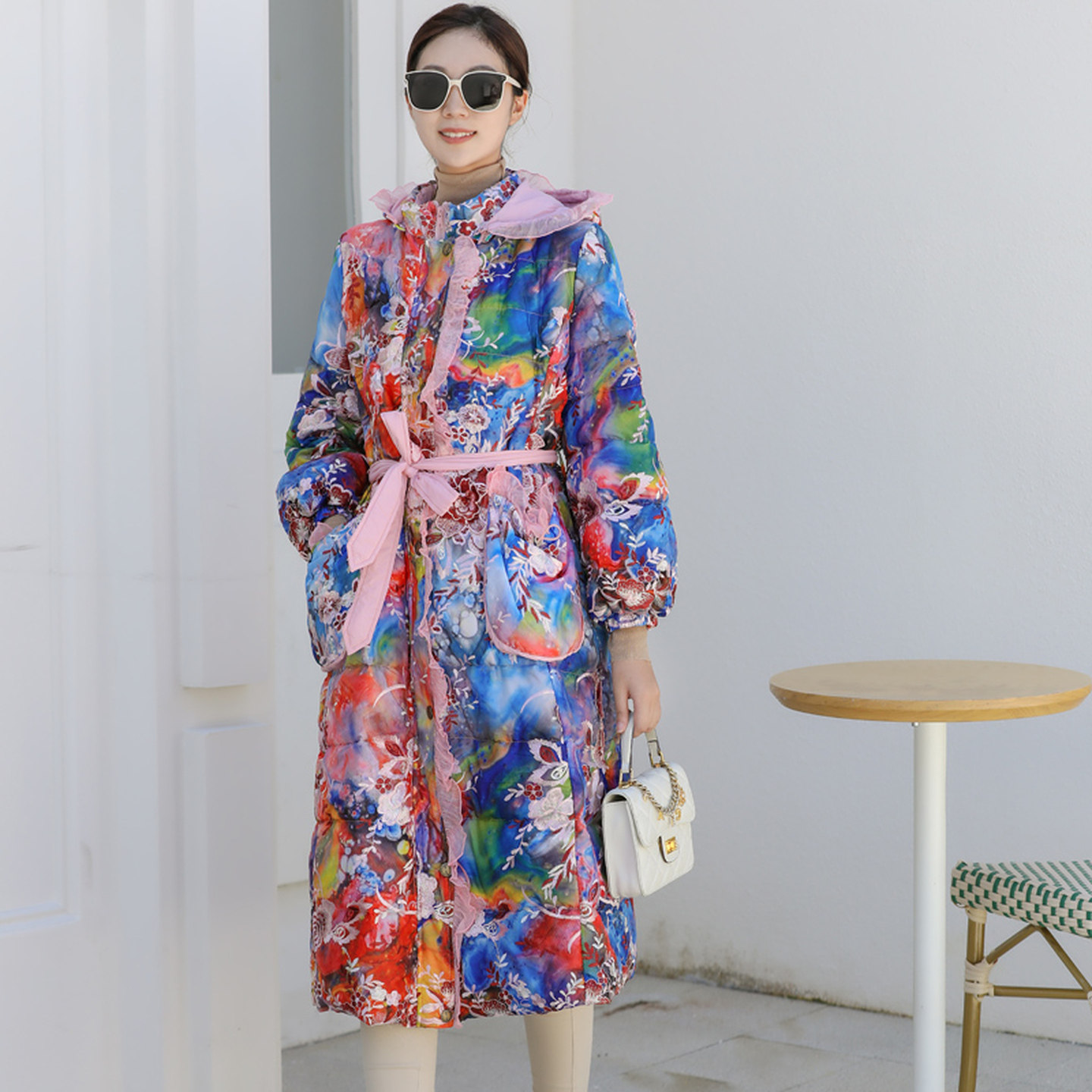 拜占庭的森林高端印花刺绣中长款过膝宽松收腰显瘦白鸭绒羽绒服女