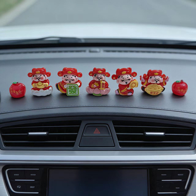 新款树脂可爱财神汽车内饰车载中控台摆件办公桌面电动车装饰品