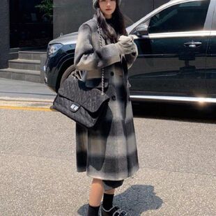 黑白格子中长款毛呢外套女2026冬季新款高级感韩版宽松呢子大衣潮
