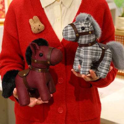 2026马年皮艺小马毛绒公仔礼物