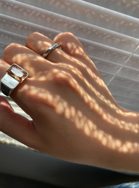 s925纯银luck开口幸运黄钻方钻戒指女小众设计轻奢个性时尚冷淡风