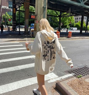 霉霉泰勒斯威夫特TaylorSwift 2024时代之旅巡演周边情侣连帽卫衣