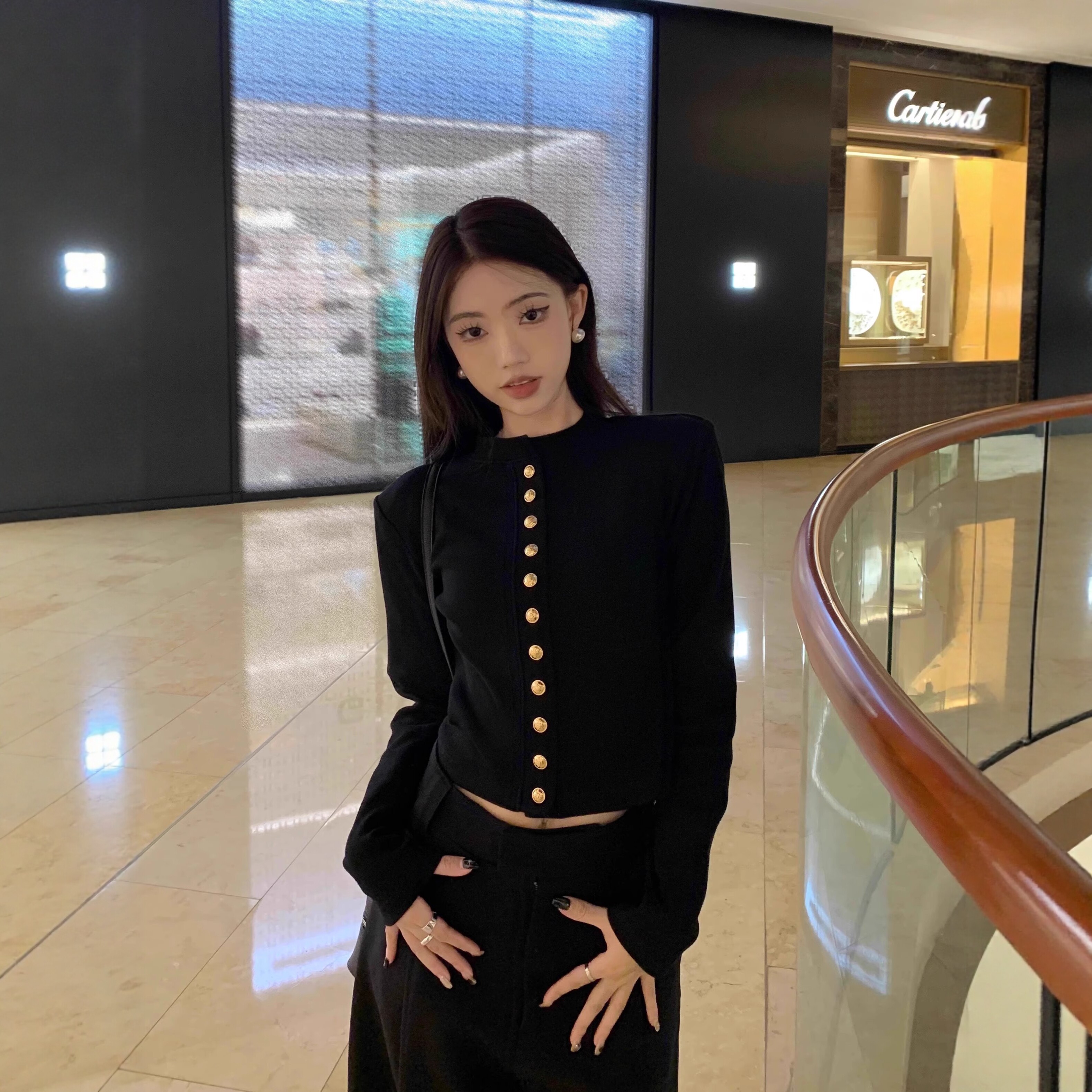 日系黑色小香风外套女秋冬短款