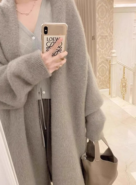 高级感软糯中长款毛衣外套女