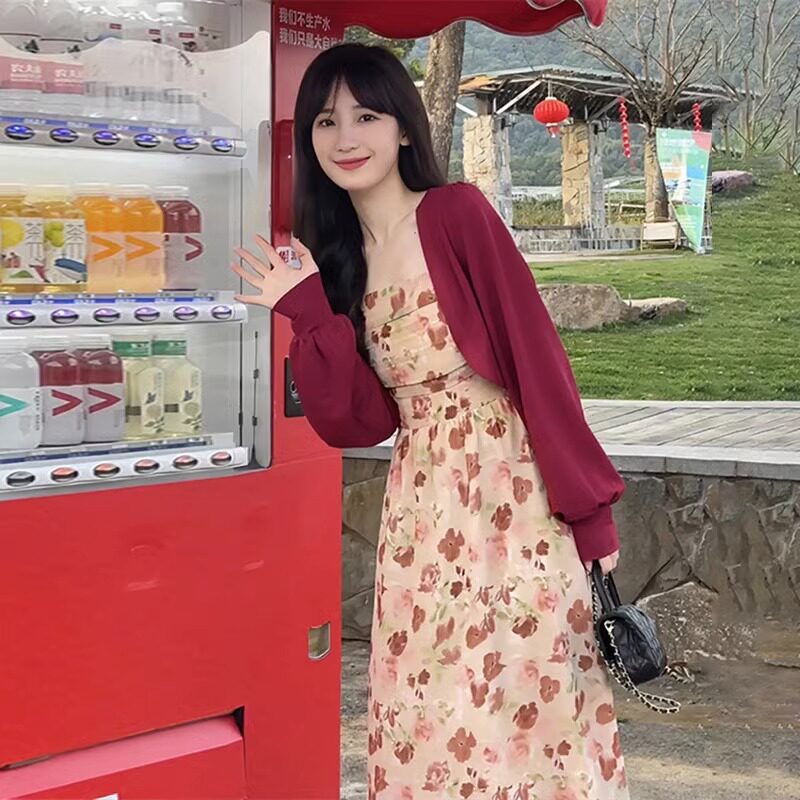 两件套装气质碎花吊带连衣裙女