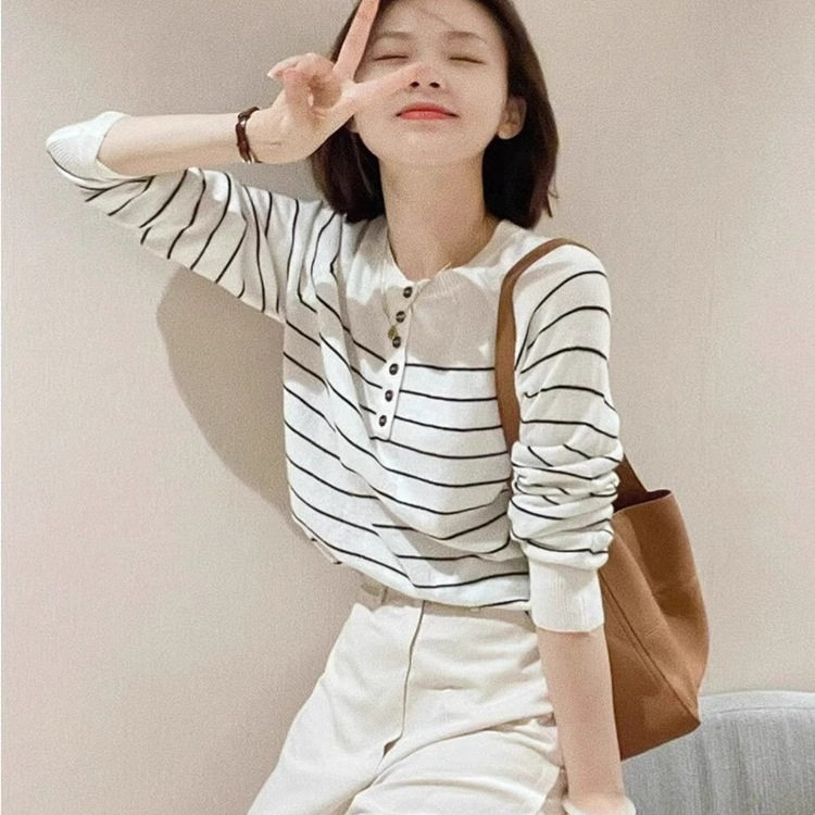 黑白条纹长袖针织衫内搭女毛衣