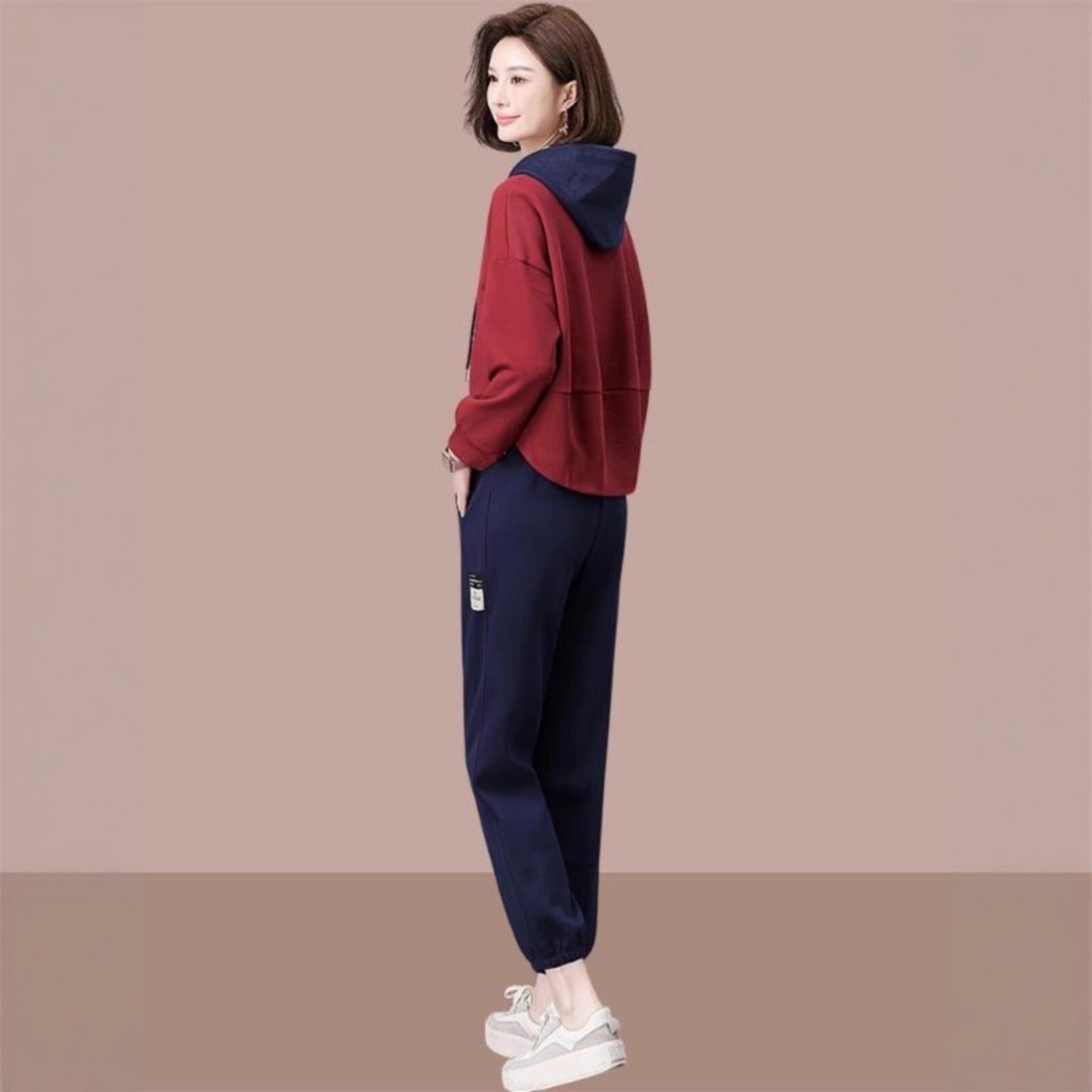 日系休闲套装女入秋穿搭减龄妈妈