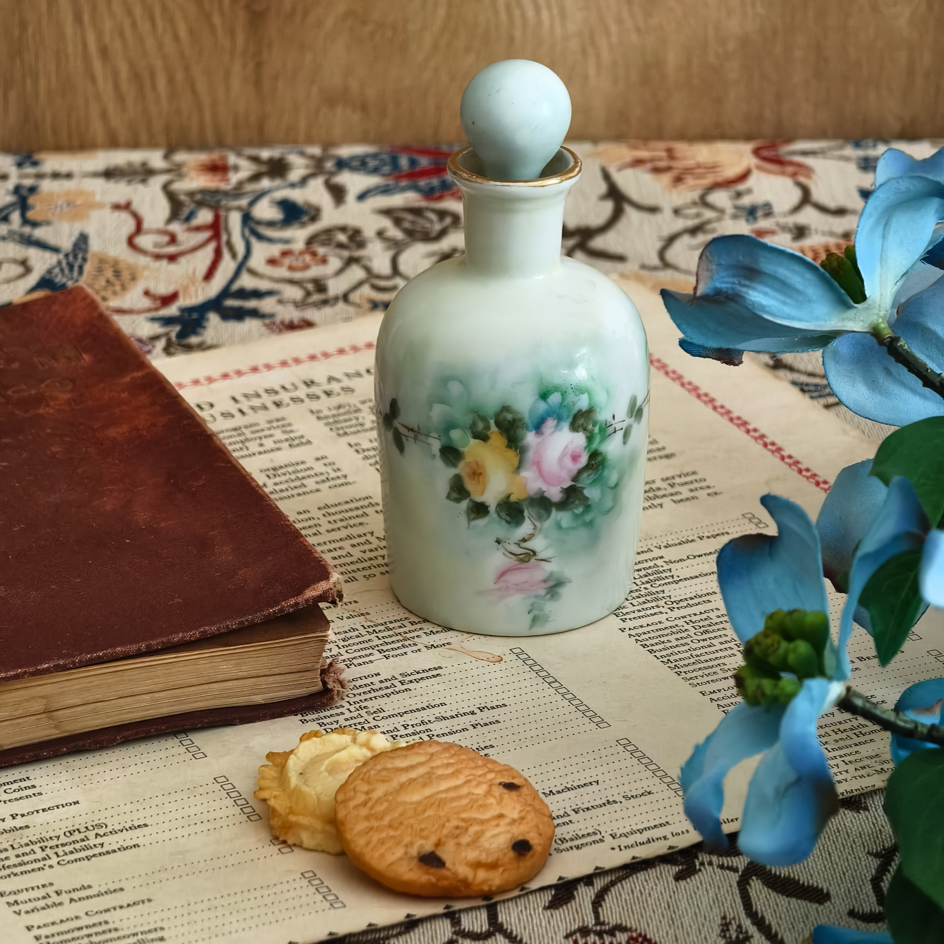 香水瓶ins田园风利摩日精致便携手绘复古陶瓷瓶家居奢华中古摆件