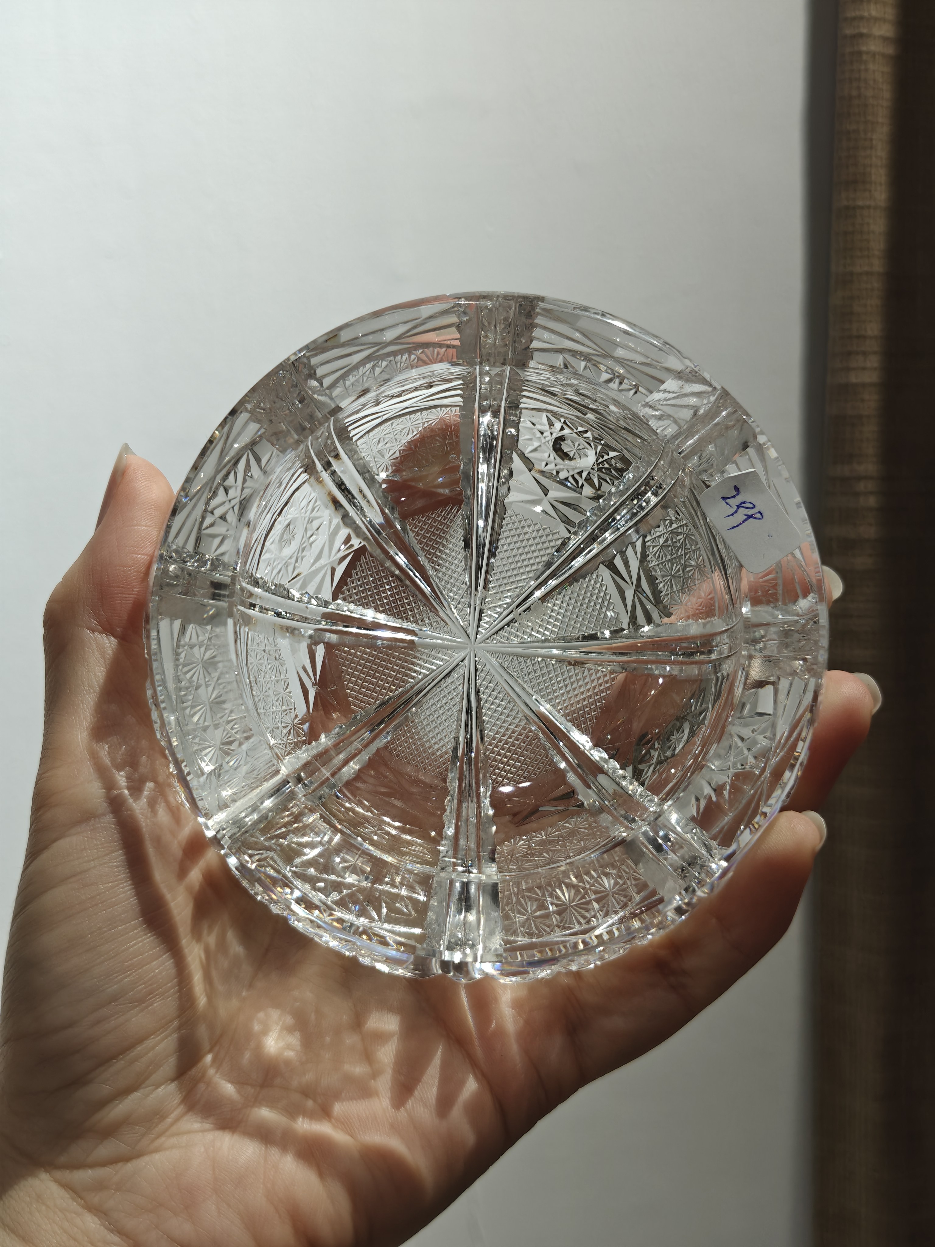 手工切割水晶烟灰缸