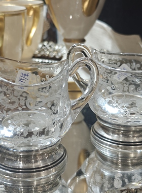 蚀刻纯银底座糖奶壶套装