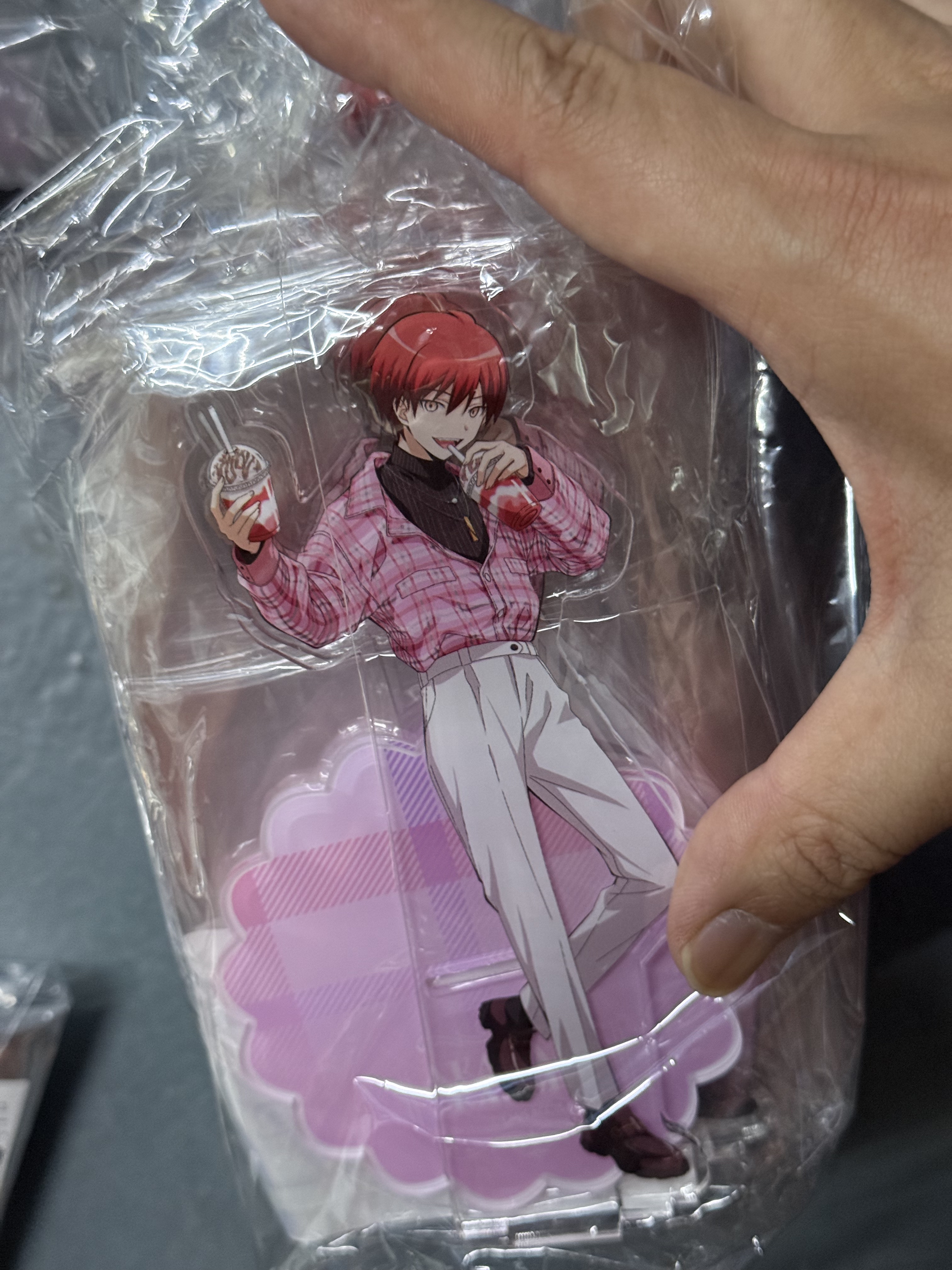 尾款 暗杀教室日谷立牌 甜品天动漫徽章/立牌