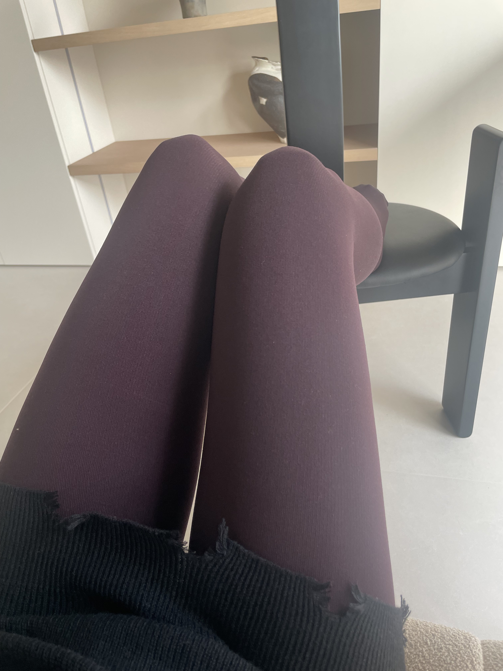 你找的安哥拉红 日单柜229的200D细毛圈收腹提臀微压显瘦女连裤袜