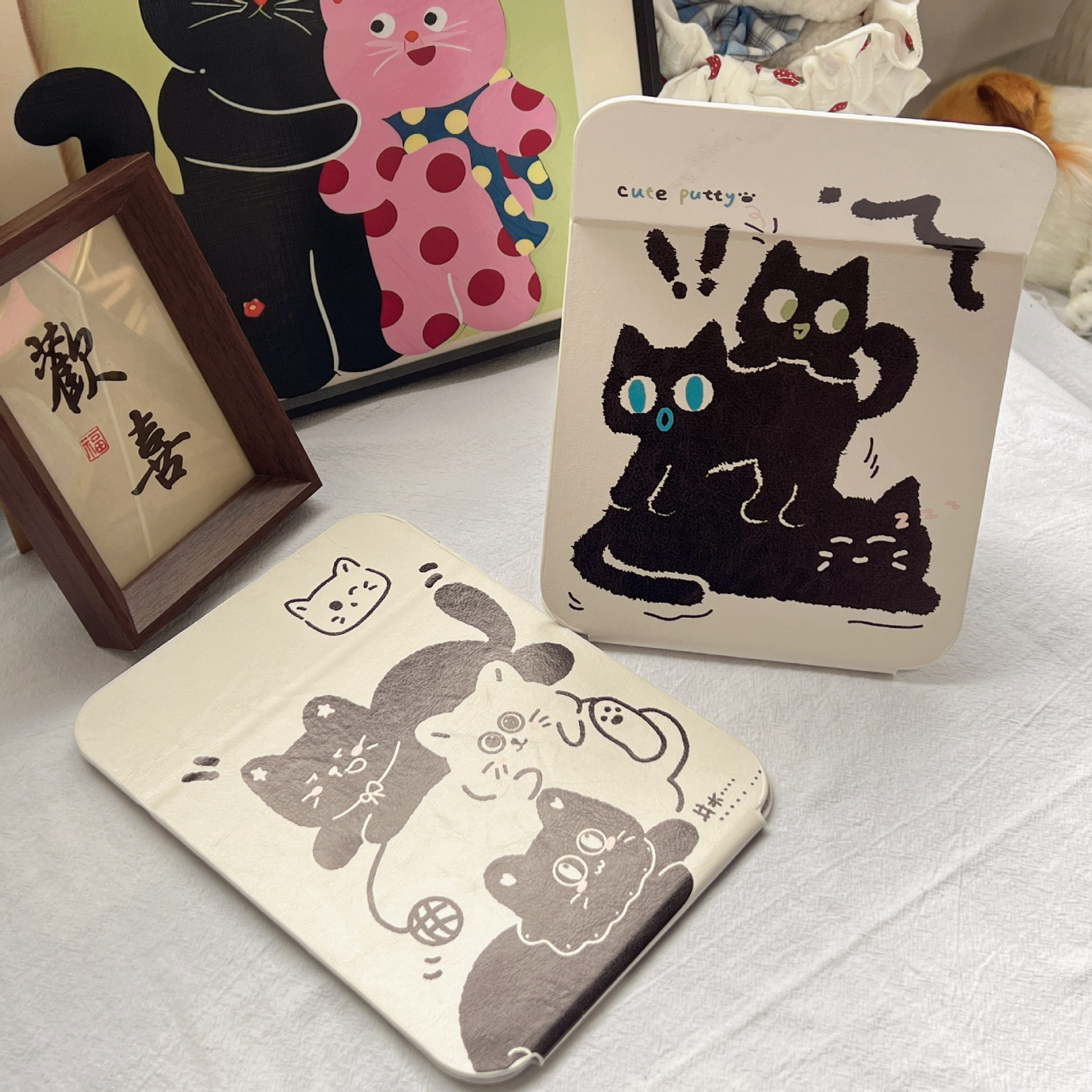 新款卡通黑猫PU折叠化妆镜学生宿舍梳妆镜女生便携可爱补妆镜子女