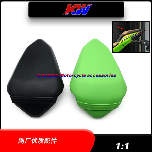 适用忍者500Z500后座垫座包皮座