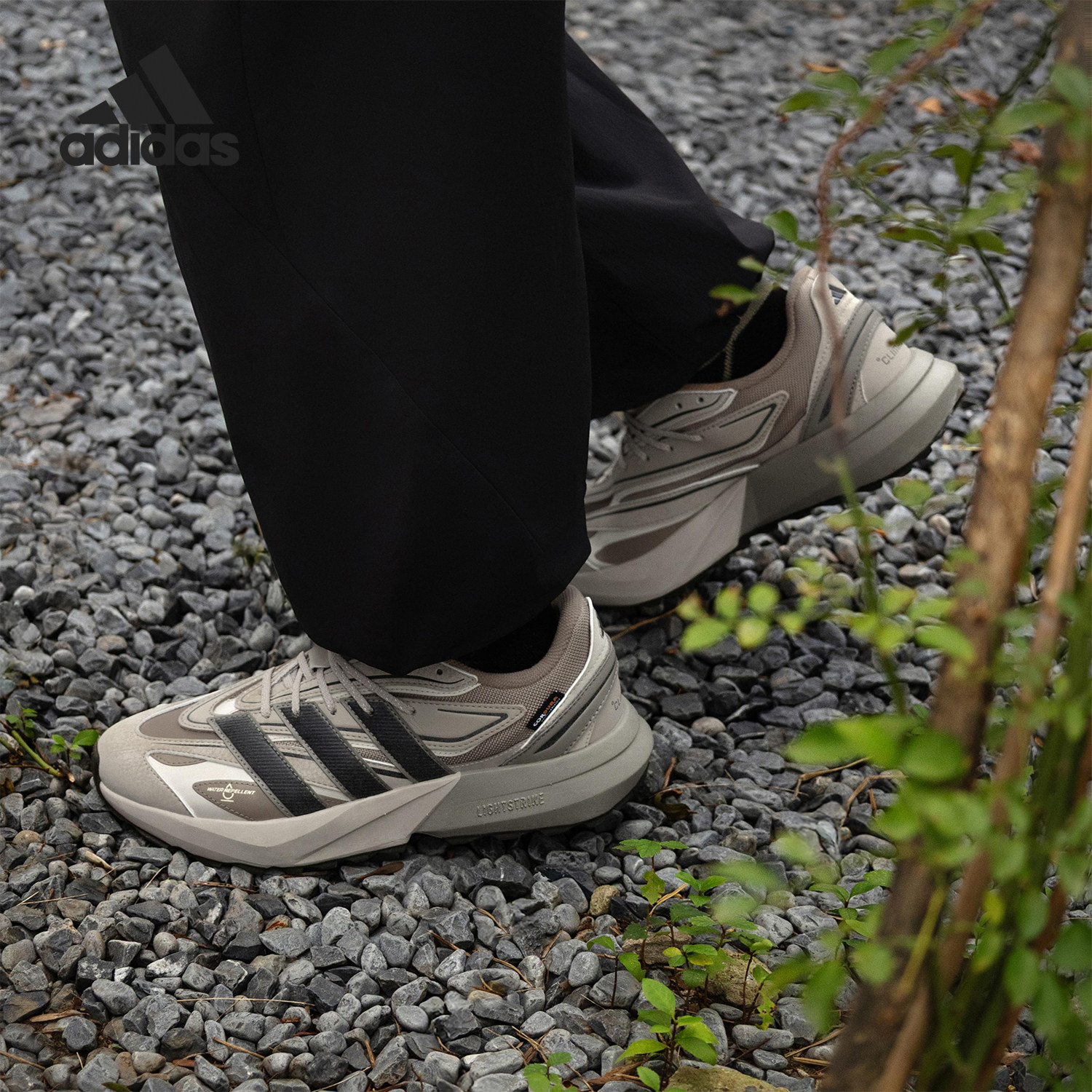 正品adidas阿迪达斯跑步鞋男新2026夏款缓震防泼水保暖休闲运动鞋