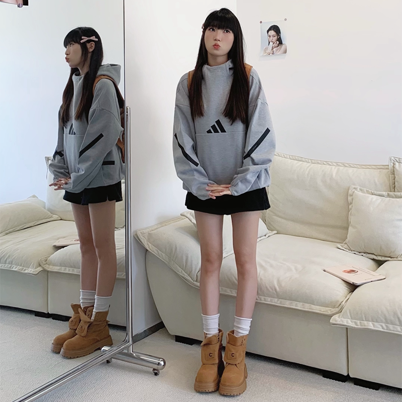 阿迪达斯正品女连帽运动卫衣
