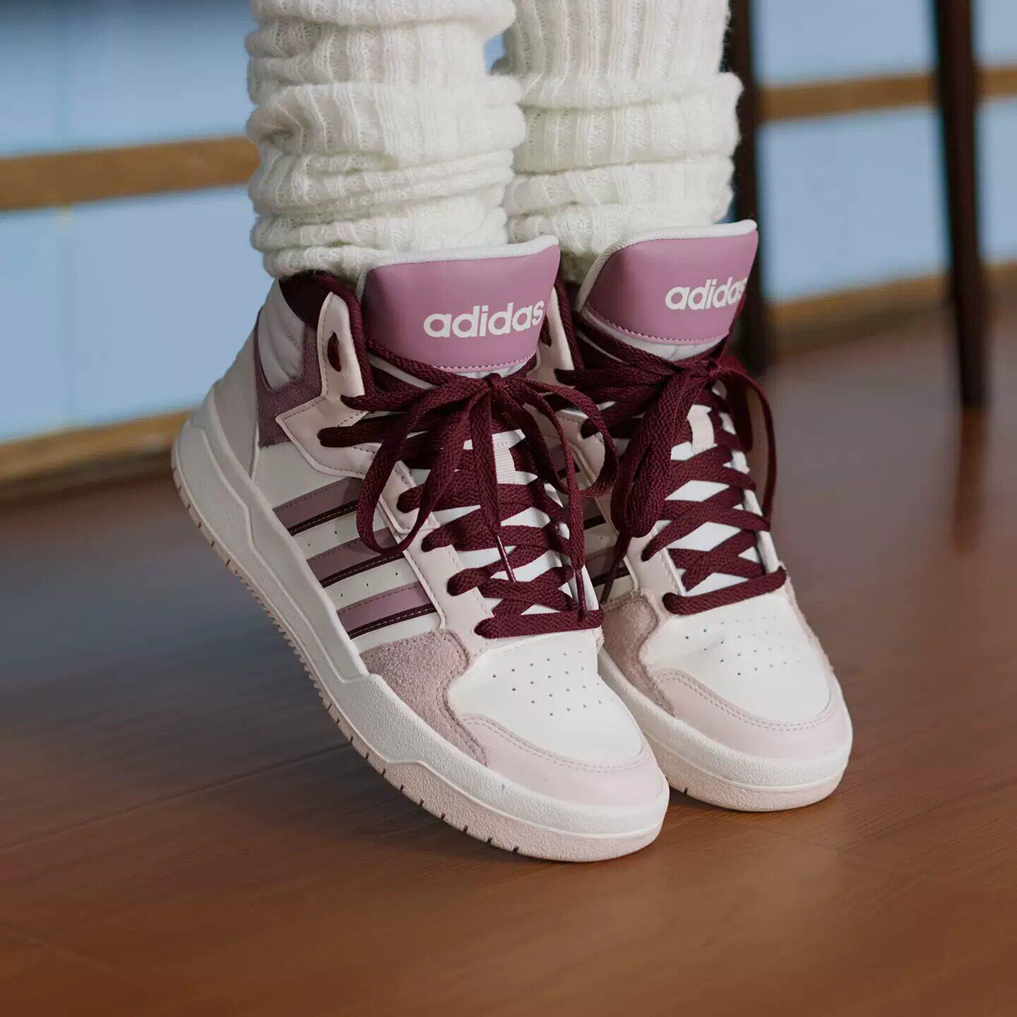 正品Adidas阿迪达斯高帮板鞋女款