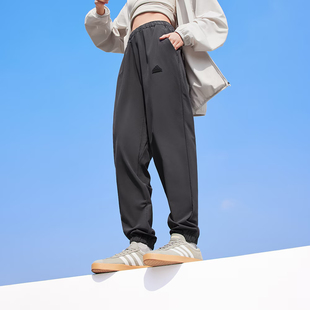 adidas阿迪达斯男款运动长裤户外防晒休闲裤束脚跑步田径裤JJ1302