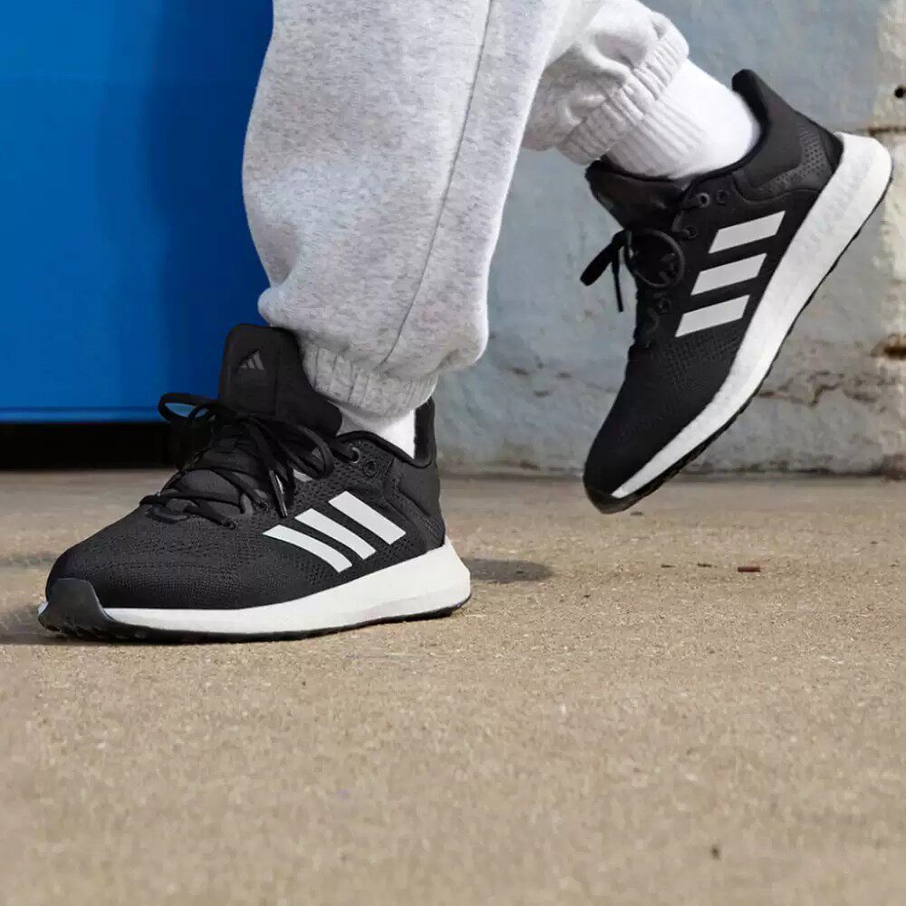 Adidas阿迪达斯正品春季校园风运动男女款爆款2026新款运动跑步鞋