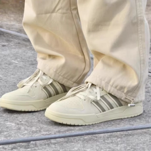 Adidas阿迪达斯正品男生潮款鞋子2026爆款通勤百搭休闲板鞋JS3007