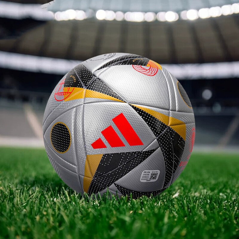 Adidas阿迪达斯足球球5号球