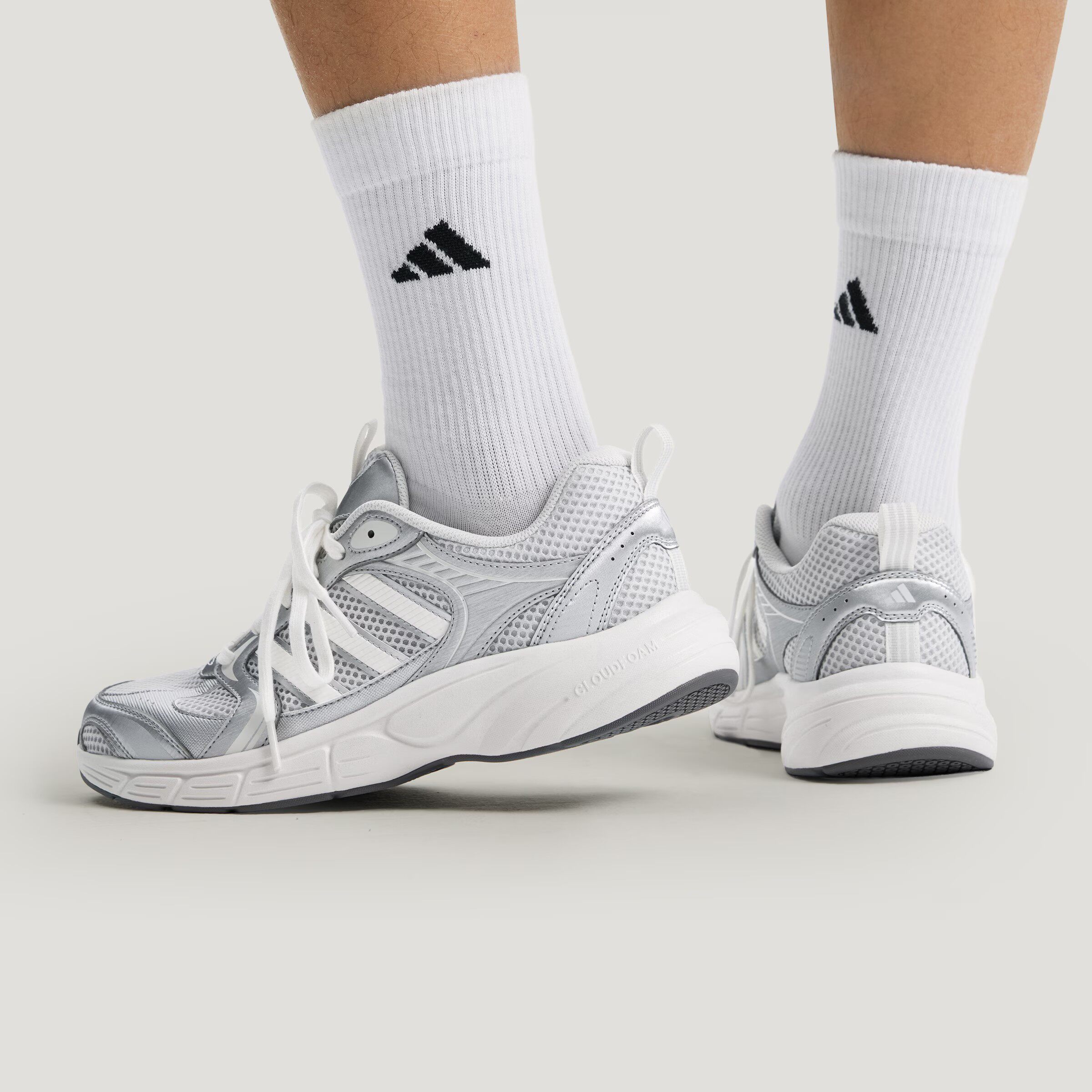 Adidas阿迪达斯正品男女同款银色老爹鞋网面透气运动休闲鞋KI7446