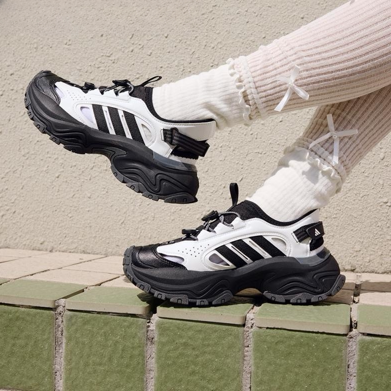 Adidas阿迪达斯正品夏日时尚透气高颜值超轻稳定可调节魔术贴凉鞋