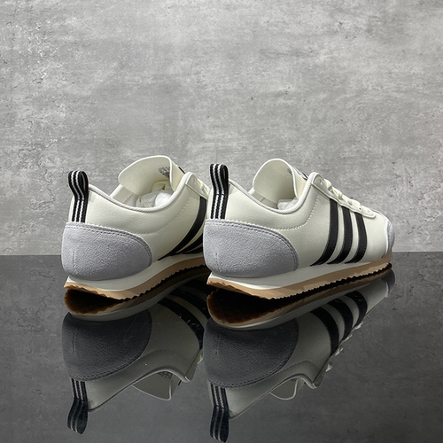 Adidas阿迪达斯正品男女鞋爆款26新款德训鞋耐磨休闲运动鞋JS1031