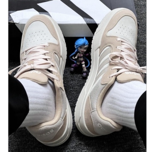 Adidas阿迪达斯正品新款低帮复古休闲鞋篮球男女款运动板鞋JR8323