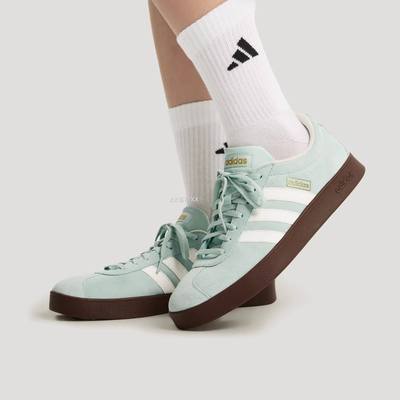 阿迪达斯耐磨男女系带翻毛皮板鞋